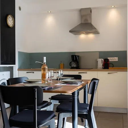 A Deux Pas De La De Sable דירה